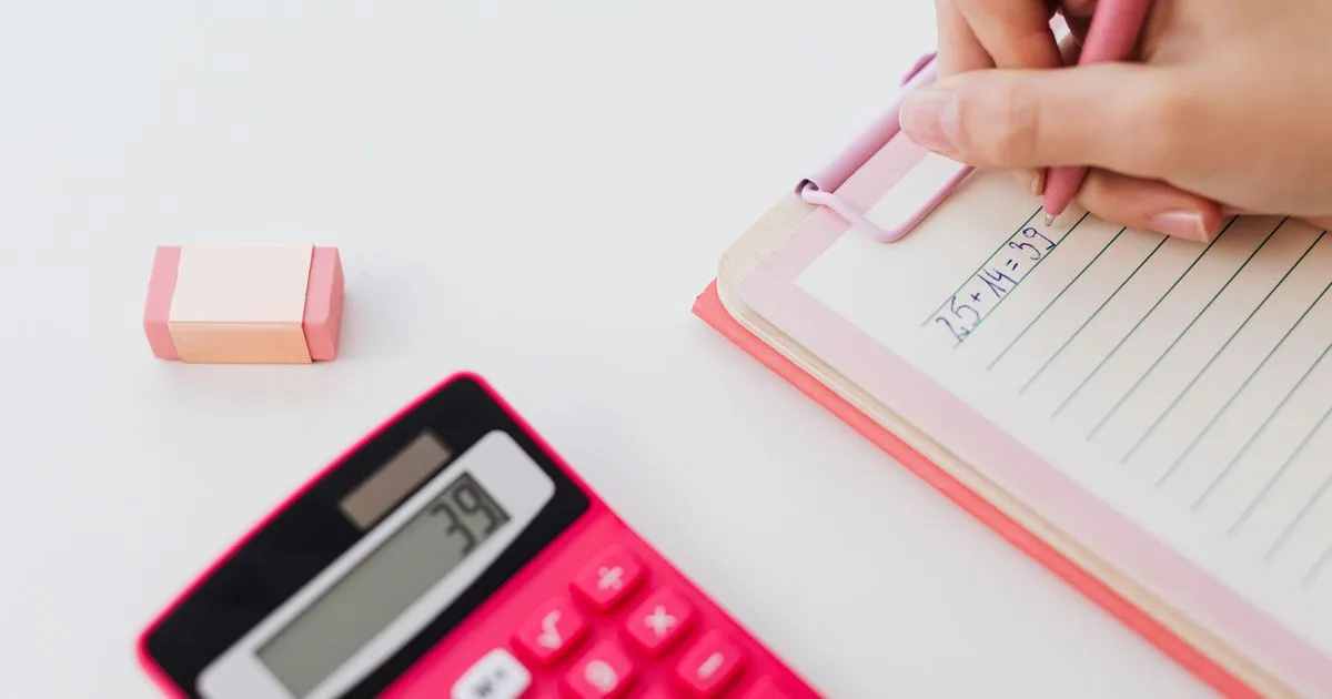 Calculating the cost of payday loans Toronto on a budget