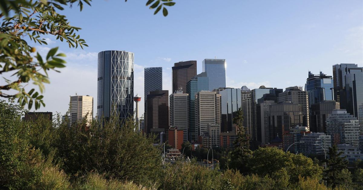 Calgary skyline, payday loans in Alberta